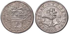 Clemente XI (1700-1721) Testone 1703 A. III - Munt. 67a AG (g 9,14) RR Lieve mancanza al R/. Bella patina

Status: SPL