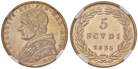 Gregorio XVI (1831-1846) 5 Scudi 1835 A. V - Munt. 3I AU R In slab NGC MS 62 n° 8234021-007.

Status: MS 62