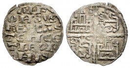 Reino de Castilla y León. Alfonso X (1252-1284). Dinero de seis líneas. Coruña. (Bautista-361). Rev.: Venera antigua en primer cuadrante. Ve. 0,52 g. ...