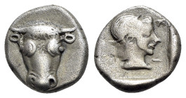 Phokis, Federal Coinage, c. 460-458/7 BC. AR Hemidrachm (13mm, 2.92g, 11h). Bull’s head facing. R/ Head of Artemis r. within incuse square. Williams 1...