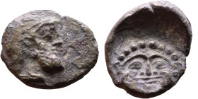 Phoenicia, Arados. Uncertain king. Circa 380-351 Silver coin. Obv: Bust of king. Rev: Galley

9mm 0,78g