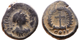 Theodosius II (408-450) Nummus, Obverse: DN THEODOSVS PP AVG. Diademee bust. Reverse: Cross

12mm 1,42g