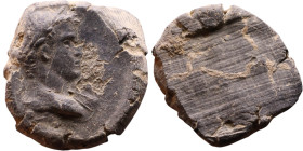 Classical Antiquity (Greece / Rome) – Terracotta token

23mm 3,95g