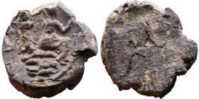 Classical Antiquity (Greece / Rome) – Terracotta token

20mm 2,60g