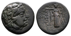 Thrace. Lysimacheia. Circa 309-281 BC. Bronze (17.30 mm, 4.30 g.). Head of Herakles right, wearing lion's skin headdress. Rev. ΛΥΣΙΜ – [ΑΧΕΩΝ]. Nike s...