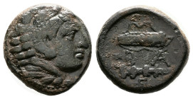 Kings of Macedon. Alexander III ''the Great''. 336-323 BC. Bronze (16.55 mm, 4.69 g.). Uncertain mint. Head of Herakles to right. Rev. wearing lion sk...