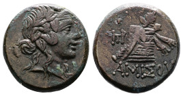 Pontos. Amisos. Circa 85-65 BC. Bronze (20.33 mm, 8.53 g.). Head of young Dionysos right, wearing ivy wreath. Rev. ΑΜΙΣΟΥ. Cista mystica, panther skin...