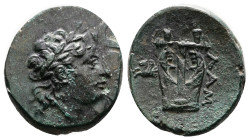 Mysia. Lampsakos. Circa 3rd-1st century BC. Bronze (20.13 mm, 8.30 g.). Laureate head of Apollo to right. Rev. ΛΑΜ to right. Kithara (lyre); in left f...