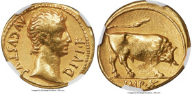 Augustus (27 BC-AD 14). AV aureus (20mm, 7.77 gm, 7h). NGC VF 3/5 - 2/5, edge marks. Lugdunum, 15-13 BC. AVGVSTVS-DIVI•F, bare head of Augustus right ...