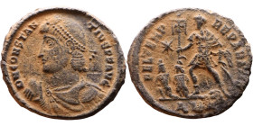 Constantius II (337-361) follis. Obv.: D N CONSTAN-TIVS P F AVG pearl diademed, draped, cuirassed bust left, holding globe Rev.: FEL TEMP REPARATIO em...