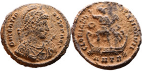 Gratianus (375-383 AD) Follis. Obv.: D N GRATIANVS P F AVG. Diademed, helmeted, draped, and cuirassed bust right, holding spear and shield. Rev.: GLOR...
