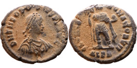 Honorius (395-423 AD). folis. Obv.: D N HONORIVS P F AVG Rosette-diademed, draped and cuirassed bust Rev.: GLORIA ROMANORVM, emperor standing front, l...