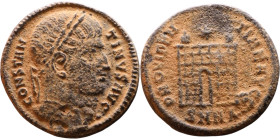 Constantine I The Great (306 - 337 AD). Follis. Obv.: Laureate head of Constantine right. Rev.: PROVIDENTIA AVGG, Camp gate

Artificial sand patina...