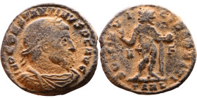 Constantinus I (306-337 AD). Follis. Obv: Laureate bust of Emperor Rev: SOLI INVICTO COMITI. Sol standing left holding globe

Artificial sand patina...