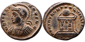 Constantine I (306-337 AD). AE Follis. Obv.: CONSTANTINVS AVG, helmeted and cuirassed bust Rev.: BEATA TRANQVILLITAS, altar inscribed VOTIS XX

Arti...