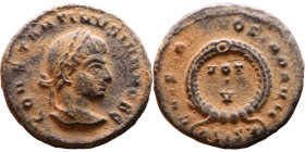 Constantinus II (Caesar:317-337) Follis. Obverse: Laureate, draped, cuirassed bust Reverse: VOT V

Artificial sand patina

18mm 2.94g