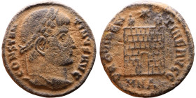 Constantine I The Great (306 - 337 AD). Follis. Obv.: Laureate head of Constantine right. Rev.: PROVIDENTIA AVGG, Camp gate

Artificial sand patina...