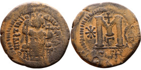 Justinian I (527-565) Follis. Antioch . Obverse: Justinian on throne. Reverse: Large Large M and Cross. THEUP

Artificial sand patina

33mm 16.96g
