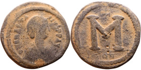 Anastasius I (491-518) Follis. Obverse: DN ANASTASVS PP AVG diademed, draped, and cuirassed bust right Reverse: Large M

Artificial sand patina

2...