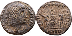 Constantinus I (306-337) Follis. Obverse: CONSTANTI-NVS MAX AVG, diademed, draped, cuirassed bust right. Reverse: GLORIA EXERCITVS, two Soldiers stand...
