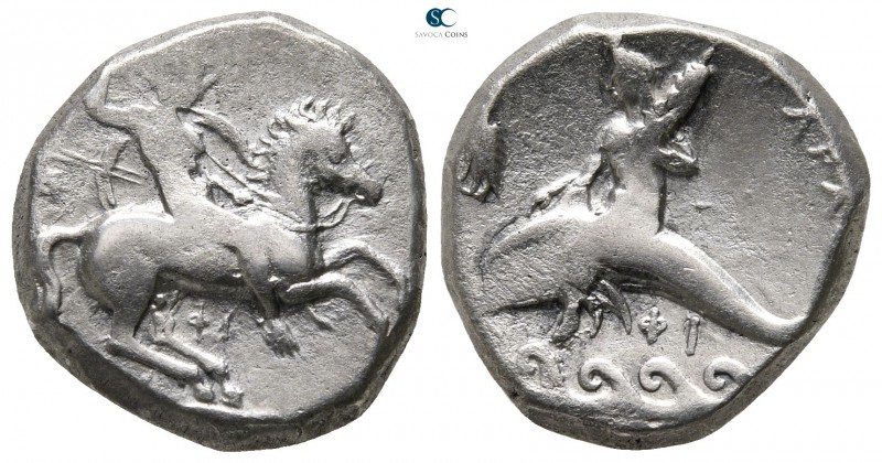 Calabria. Tarentum circa 290-281 BC. 
Nomos AR

19 mm., 7,81 g.

Warror, pr...