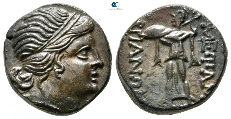 Thrace. Mesembria 175-100 BC. 
Bronze Æ

17 mm., 5,96 g.

Diademed female h...