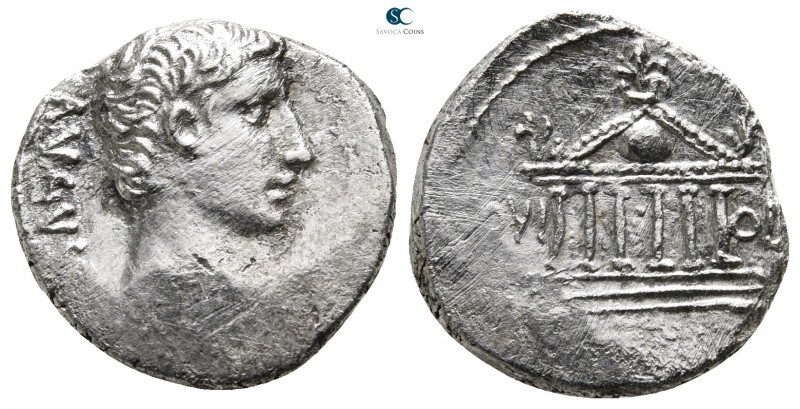 Augustus 27 BC-AD 14. Uncertain mint in the northern Peloponnesos
Denarius AR
...