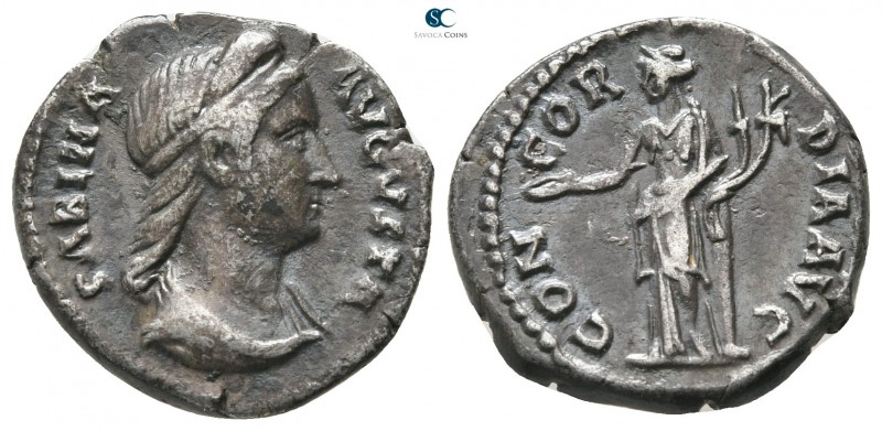 Sabina Augusta AD 128-137. Rome
Denarius AR

17 mm., 3,32 g.

SABINA AVGVST...