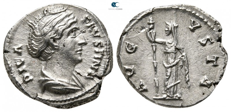 Diva Faustina I AD 140-141. Rome
Denarius AR

18 mm., 2,75 g.

DIVA FAVSTIN...