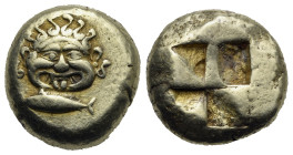 MYSIA, Kyzikos. Circa 500-450 BC. El Stater (Electrum, 19.36 mm, 16.14 g). Facing gorgoneion; below, tunny left. RV. Quadripartite incuse square. Von ...