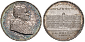 Pio XI (1922-1939). Medaglia annuale 1924 a.III. Nuova Sede dell'università Gregoriana. Opus: A. Mistruzzi. AG (g 35,83 - Ø 44,00). Bart. E 924.

FD...