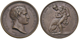 Medaglia 1804. Camp de Boulogne, preparativi d'invasione dell'Inghilterra. Opus: Droz. BR (g 34,51 - Ø 40,61 mm). Julius 1253; Bramsen 320.

SPL

...