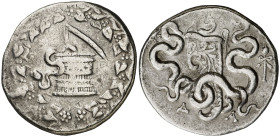(190-133 a.C.). Misia. Pérgamo. Tetradracma cistóforo. (S. 3945 var) (BMC. XV, 89 var). 12,57 g. MBC.