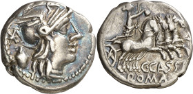 (hacia 126 a.C.). Gens Cassia. Denario. (Bab. 1) (Craw. 266/1). 3,90 g. MBC+.