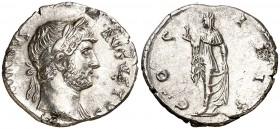 (125 d.C.). Adriano. Denario. (Spink 3479) (S. 390) (RIC. 181). 3,12 g. EBC-.