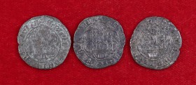 Enrique IV (1454-1474). Segovia. Lote de 3 blancas, algunas variantes. Ex Colección Javier Verdejo 19/10/2017, nº 295. Escasas. BC+/MBC-.