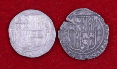 Reyes Católicos. Sevilla. 1 real. Lote de 2 monedas distintas. BC/BC+.