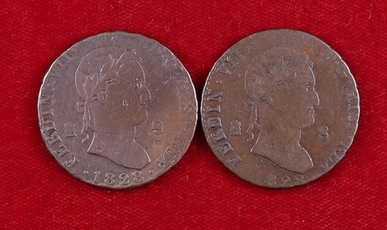 1826. Fernando VII. Segovia. 8 maravedís. (Cal. 1687). Lote de 2 monedas. BC/MBC...