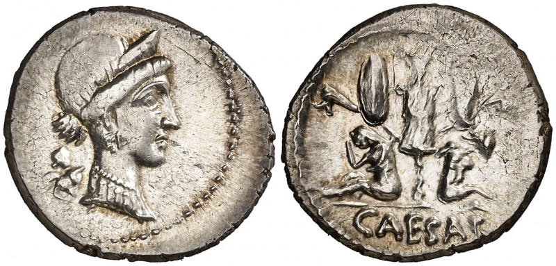 (46-45 a.C.). Julio César. Denario. (Spink 1404) (S. 13) (Craw. 468/1). 3,92 g. ...
