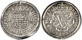 1707. Felipe V. Segovia. Y. 1 real. (Cal. 1687). 3,05 g. El 0 de la fecha pequeño. Buen ejemplar. Ex Colección Manuela Etcheverría. Escasa. MBC+.