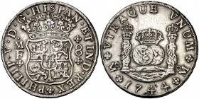 1744. Felipe V. México. MF. 8 reales. (Cal. 797). 26,87 g. Columnario. Leves golpecitos. Ex Colección Manuela Etcheverría. MBC+.