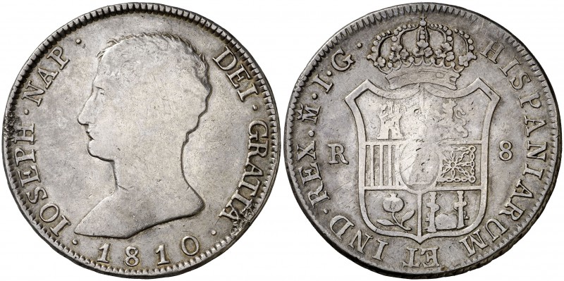 1810. José Napoleón. Madrid. IG. 8 reales. (Cal. 34). 27,04 g. Restos de soldadu...