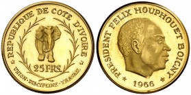 1966. Costa de Marfil. 25 francos. (Fr. 3) (Kr. 3). 7,94 g. AU. Acuñación de 2000 ejemplares. Proof.