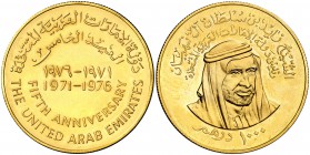 1976. Emiratos Árabes Unidos. 1000 dirhams. (Fr. 1) (Kr. 13). 40,21 g. AU. 5º Aniversario - EAU. S/C-.