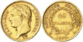 1808. Francia. Napoleón. A (París). 40 francos. (Fr. 493) (Kr. 688.1). 12,85 g. AU. Golpecitos. Precioso color. MBC+.