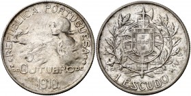 1910. Portugal. 1 escudo. (Kr. 560). 24,99 g. AG. Escasa. EBC-.