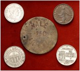 Lote de 5 monedas de la Guerra Civil, incluye 25 céntimos de Marchena con perforación. A examinar. BC/MBC+.