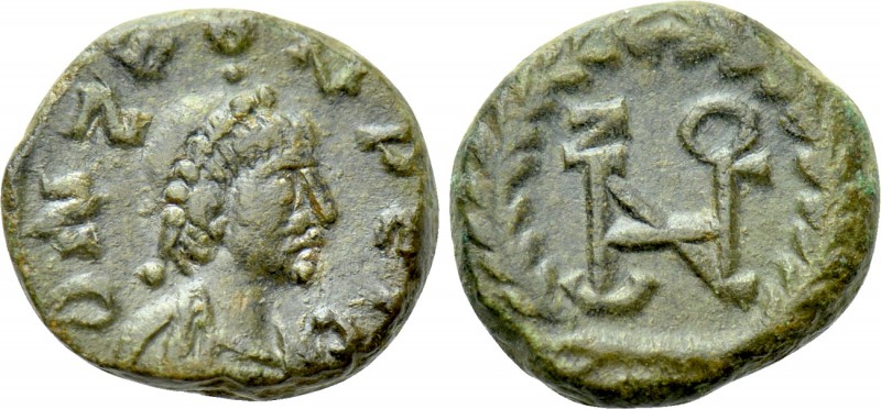 ZENO (Second reign, 476-491). Nummus. 

Obv: D N ZEON (sic) P F AG. 
Diademed...