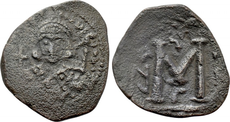 PHILIPPICUS (BARDANES) (711-713). Follis. Constantinople. Dated RY (711/2). 

...