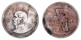 China. 50 Cents. Cuproníquel. 1942. (1/2 Yuan). Y.362. Manchas. MBC-.